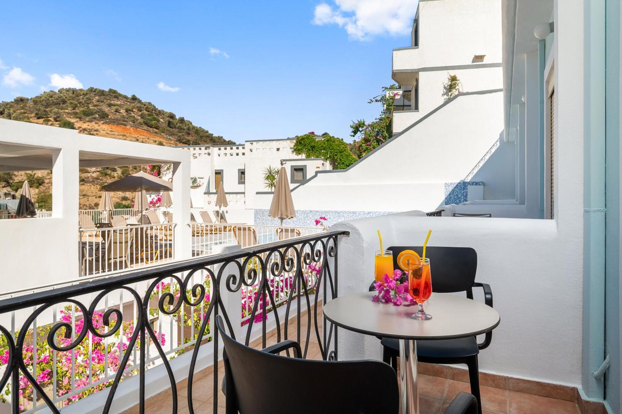 Glaros Hotel Apartment Agia Galini Esterno foto